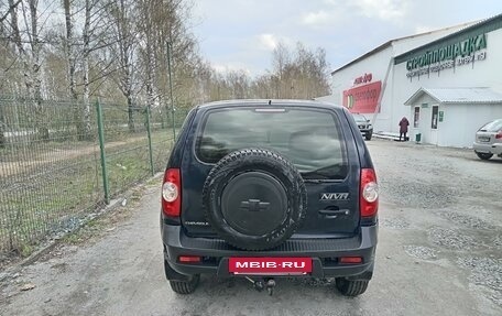 Chevrolet Niva I рестайлинг, 2009 год, 460 000 рублей, 3 фотография