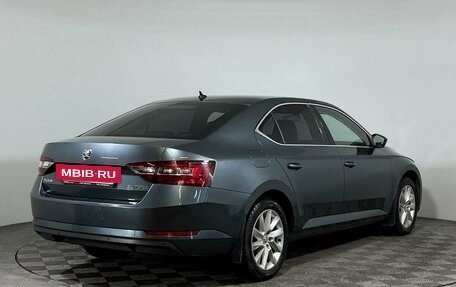 Skoda Superb III рестайлинг, 2017 год, 2 389 000 рублей, 5 фотография