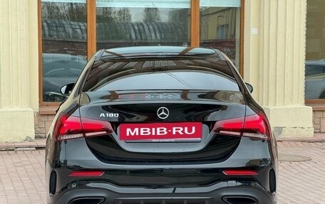 Mercedes-Benz A-Класс, 2021 год, 3 450 000 рублей, 6 фотография