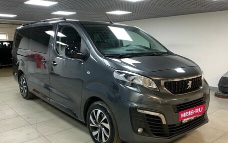 Peugeot Traveller I, 2018 год, 2 799 000 рублей, 3 фотография