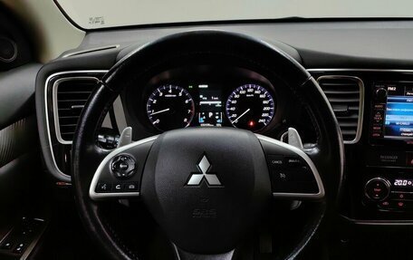 Mitsubishi Outlander III рестайлинг 3, 2014 год, 1 614 000 рублей, 12 фотография