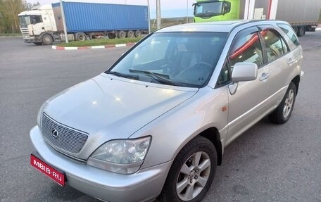 Lexus RX IV рестайлинг, 2001 год, 750 000 рублей, 1 фотография