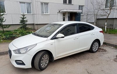 Hyundai Solaris II рестайлинг, 2018 год, 1 000 000 рублей, 1 фотография
