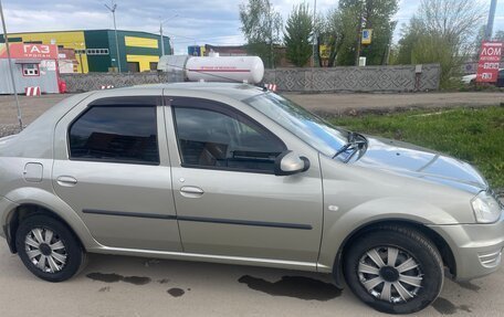 Renault Logan I, 2013 год, 635 000 рублей, 2 фотография