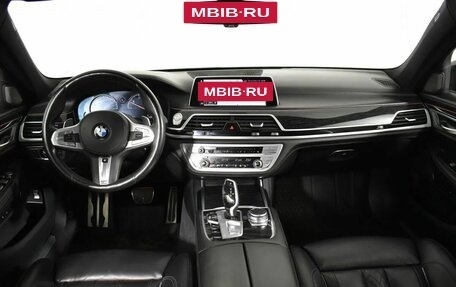 BMW 7 серия, 2019 год, 5 749 000 рублей, 12 фотография