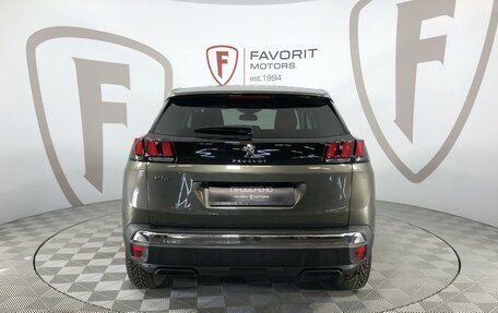 Peugeot 3008 II, 2018 год, 1 770 000 рублей, 3 фотография