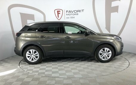 Peugeot 3008 II, 2018 год, 1 770 000 рублей, 4 фотография