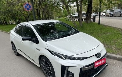 Toyota Prius IV XW50, 2017 год, 2 200 000 рублей, 1 фотография