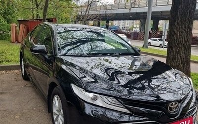 Toyota Camry, 2018 год, 2 350 000 рублей, 1 фотография