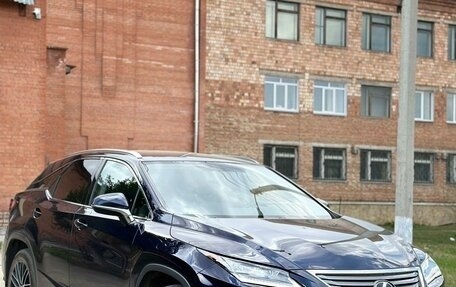 Lexus RX IV рестайлинг, 2017 год, 4 200 000 рублей, 3 фотография