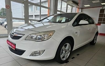 Opel Astra J, 2011 год, 945 000 рублей, 1 фотография