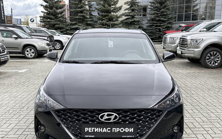 Hyundai Solaris II рестайлинг, 2020 год, 1 899 000 рублей, 2 фотография