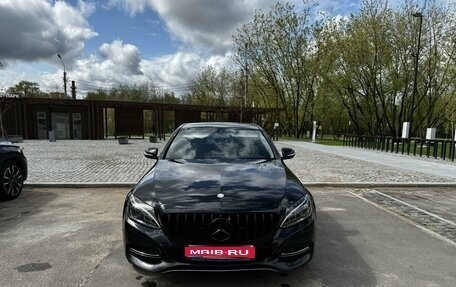 Mercedes-Benz C-Класс, 2015 год, 2 100 000 рублей, 1 фотография