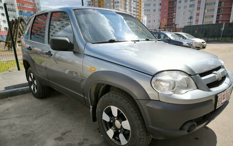 Chevrolet Niva I рестайлинг, 2011 год, 419 990 рублей, 3 фотография