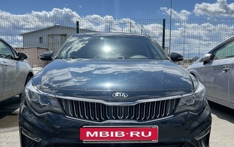 KIA K5 II, 2018 год, 2 350 000 рублей, 3 фотография