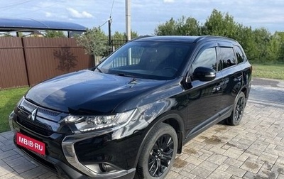 Mitsubishi Outlander III рестайлинг 3, 2021 год, 3 050 000 рублей, 1 фотография