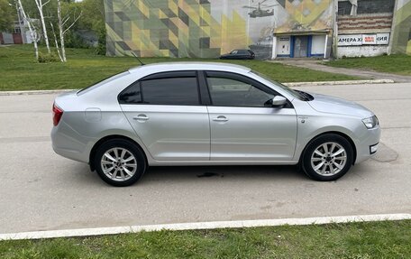 Skoda Rapid I, 2015 год, 1 290 000 рублей, 2 фотография