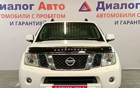 Nissan Pathfinder, 2013 год, 1 799 000 рублей, 2 фотография