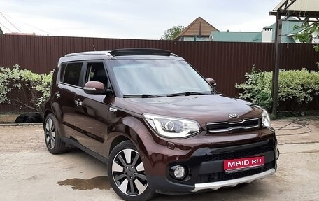 KIA Soul II рестайлинг, 2018 год, 1 950 000 рублей, 1 фотография