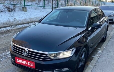 Volkswagen Passat B8 рестайлинг, 2015 год, 1 450 000 рублей, 1 фотография