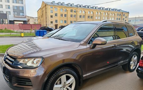 Volkswagen Touareg III, 2011 год, 2 900 000 рублей, 2 фотография