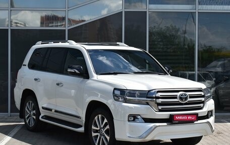 Toyota Land Cruiser 200, 2017 год, 6 800 000 рублей, 1 фотография