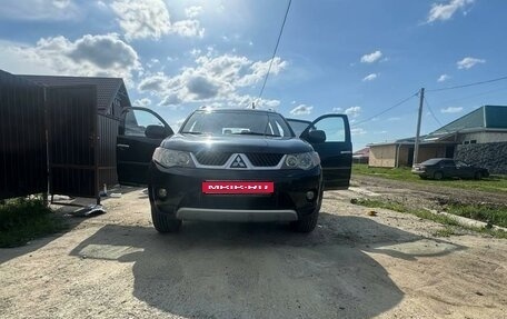 Mitsubishi Outlander III рестайлинг 3, 2007 год, 1 420 000 рублей, 1 фотография