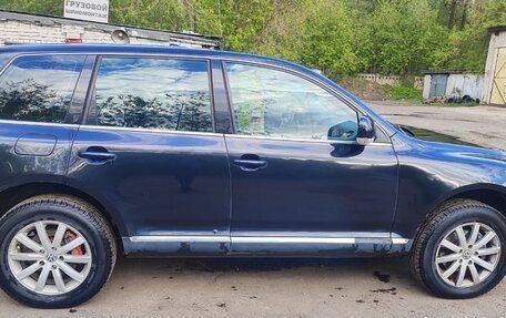 Volkswagen Touareg III, 2006 год, 900 000 рублей, 8 фотография