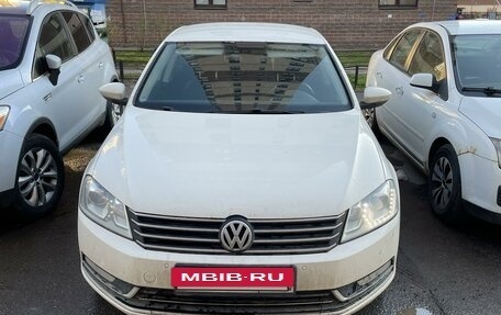 Volkswagen Passat B7, 2012 год, 1 290 000 рублей, 2 фотография