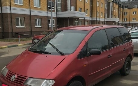 Volkswagen Sharan I рестайлинг, 1998 год, 260 000 рублей, 3 фотография