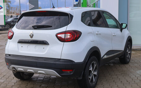 Renault Kaptur I рестайлинг, 2017 год, 1 522 000 рублей, 4 фотография