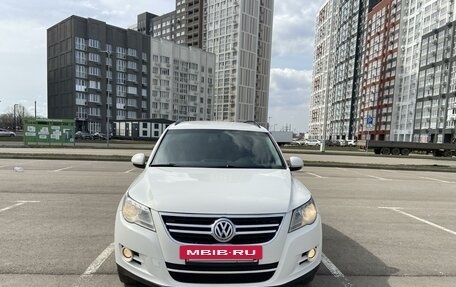 Volkswagen Tiguan I, 2010 год, 1 100 000 рублей, 2 фотография