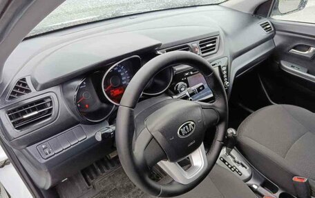 KIA Rio III рестайлинг, 2013 год, 789 000 рублей, 10 фотография