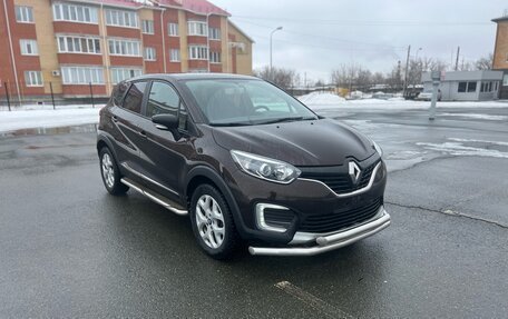 Renault Kaptur I рестайлинг, 2017 год, 1 450 000 рублей, 1 фотография