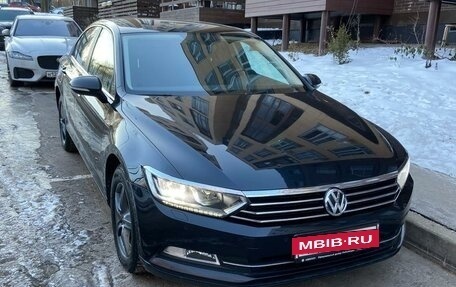 Volkswagen Passat B8 рестайлинг, 2015 год, 1 450 000 рублей, 2 фотография