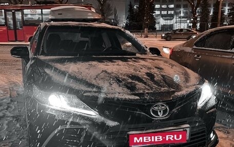 Toyota Camry, 2021 год, 3 800 000 рублей, 6 фотография
