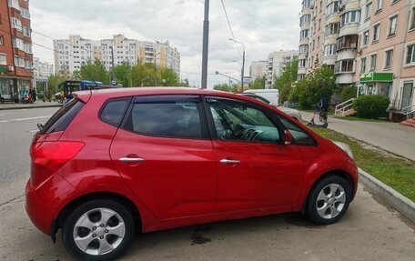 KIA Venga I, 2011 год, 900 000 рублей, 3 фотография