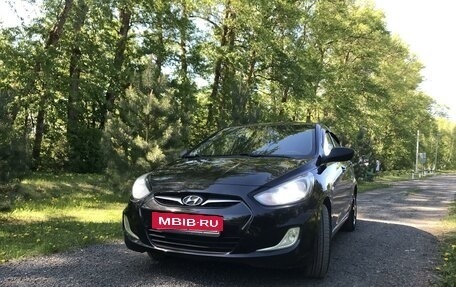 Hyundai Solaris II рестайлинг, 2013 год, 980 000 рублей, 4 фотография