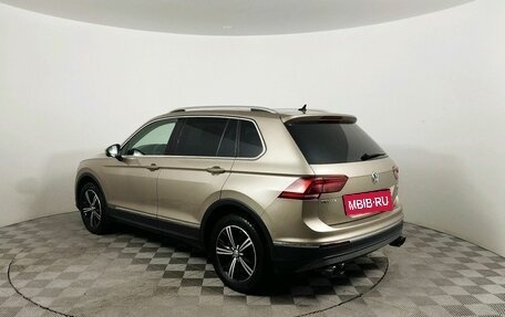 Volkswagen Tiguan II, 2017 год, 2 759 000 рублей, 7 фотография