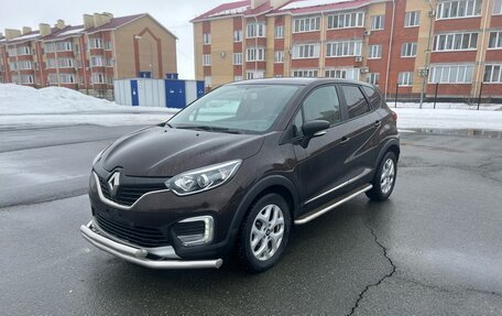 Renault Kaptur I рестайлинг, 2017 год, 1 450 000 рублей, 3 фотография