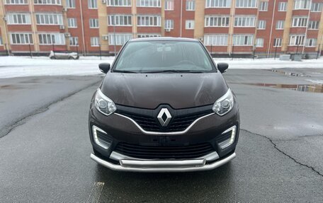 Renault Kaptur I рестайлинг, 2017 год, 1 450 000 рублей, 2 фотография