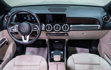 Mercedes-Benz GLB, 2020 год, 4 299 000 рублей, 9 фотография