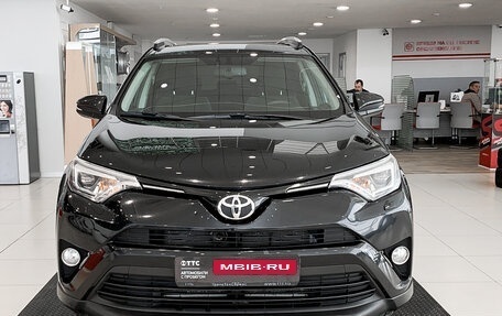 Toyota RAV4, 2017 год, 2 499 000 рублей, 2 фотография