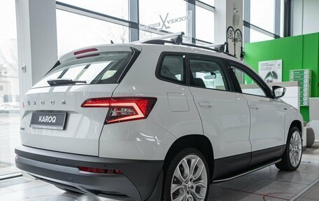 Skoda Karoq I, 2023 год, 3 518 821 рублей, 2 фотография