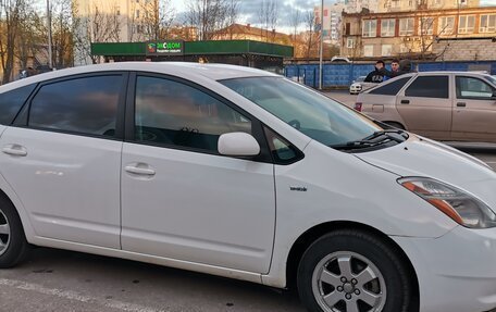 Toyota Prius, 2009 год, 1 200 000 рублей, 2 фотография