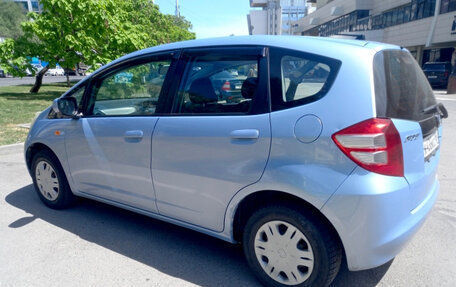 Honda Fit III, 2008 год, 735 000 рублей, 5 фотография