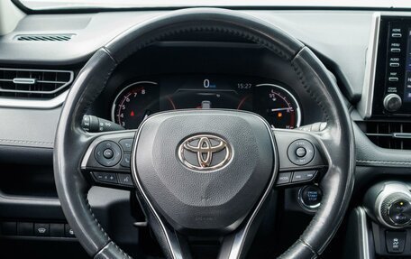 Toyota RAV4, 2021 год, 3 999 000 рублей, 15 фотография