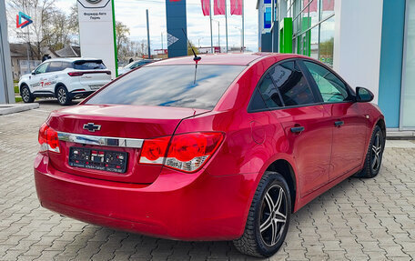 Chevrolet Cruze II, 2011 год, 850 000 рублей, 4 фотография