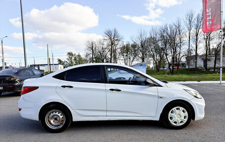 Hyundai Solaris II рестайлинг, 2013 год, 855 000 рублей, 4 фотография