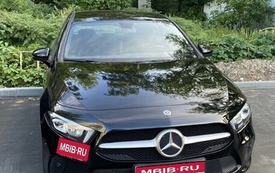 Mercedes-Benz A-Класс, 2019 год, 2 800 000 рублей, 1 фотография